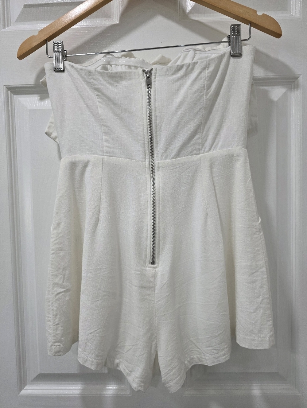 Princess Polly Hunter Mae Strapless Ruched Frill Playsuit Romper White Size 4 - Picture 10 of 16